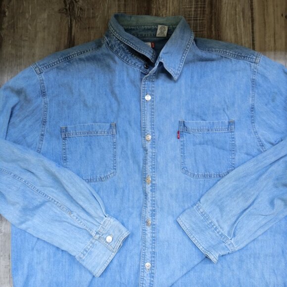 Levi's Denim Shirt Metal Buttons HAS FLAWS - Picture 1 of 15